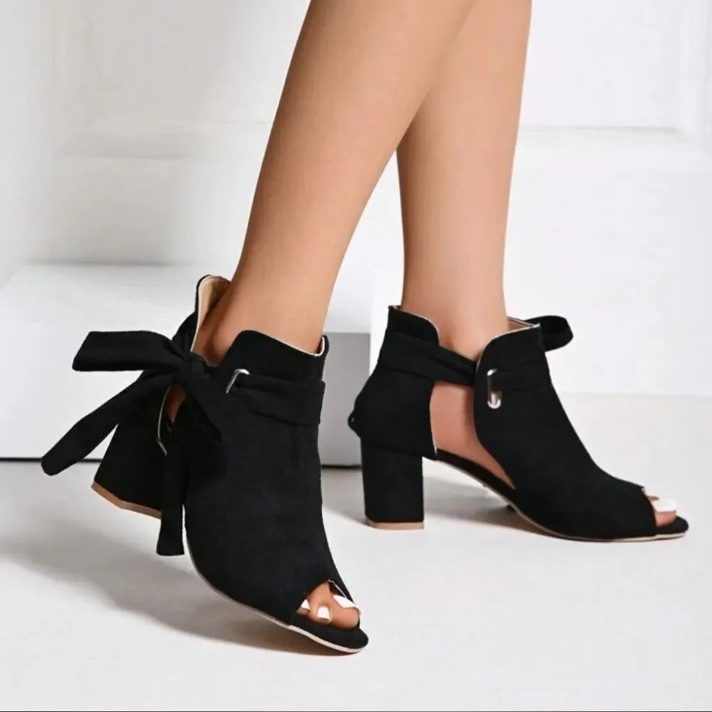 BRAND NEW JUSTFAB KARINE PEEP-TOE BOW-TIE ANKLE BOOTIES G1